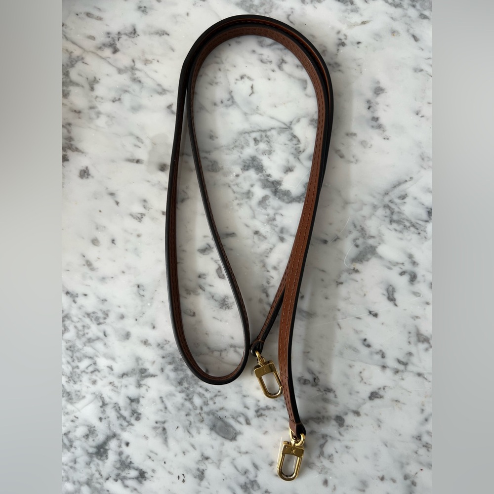 Louis Vuitton Monogram Pallas Clutch in Black - Picture 12 of 14